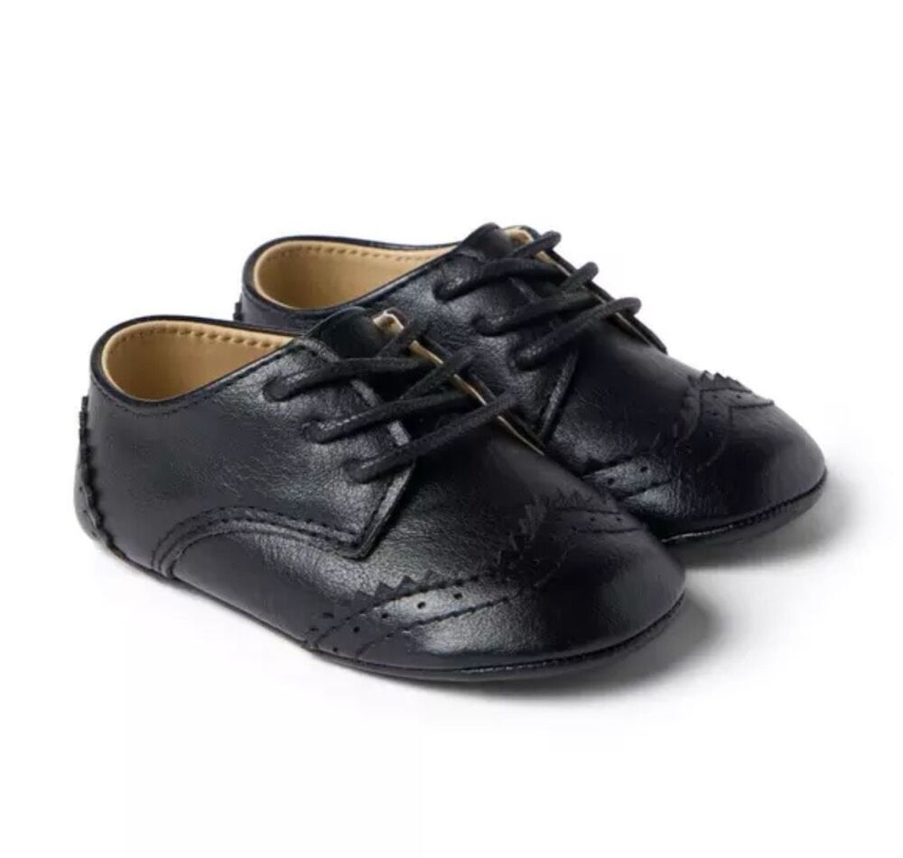 Janie & Jack Baby Wingtip Shoe in Black Size 18-24 Months